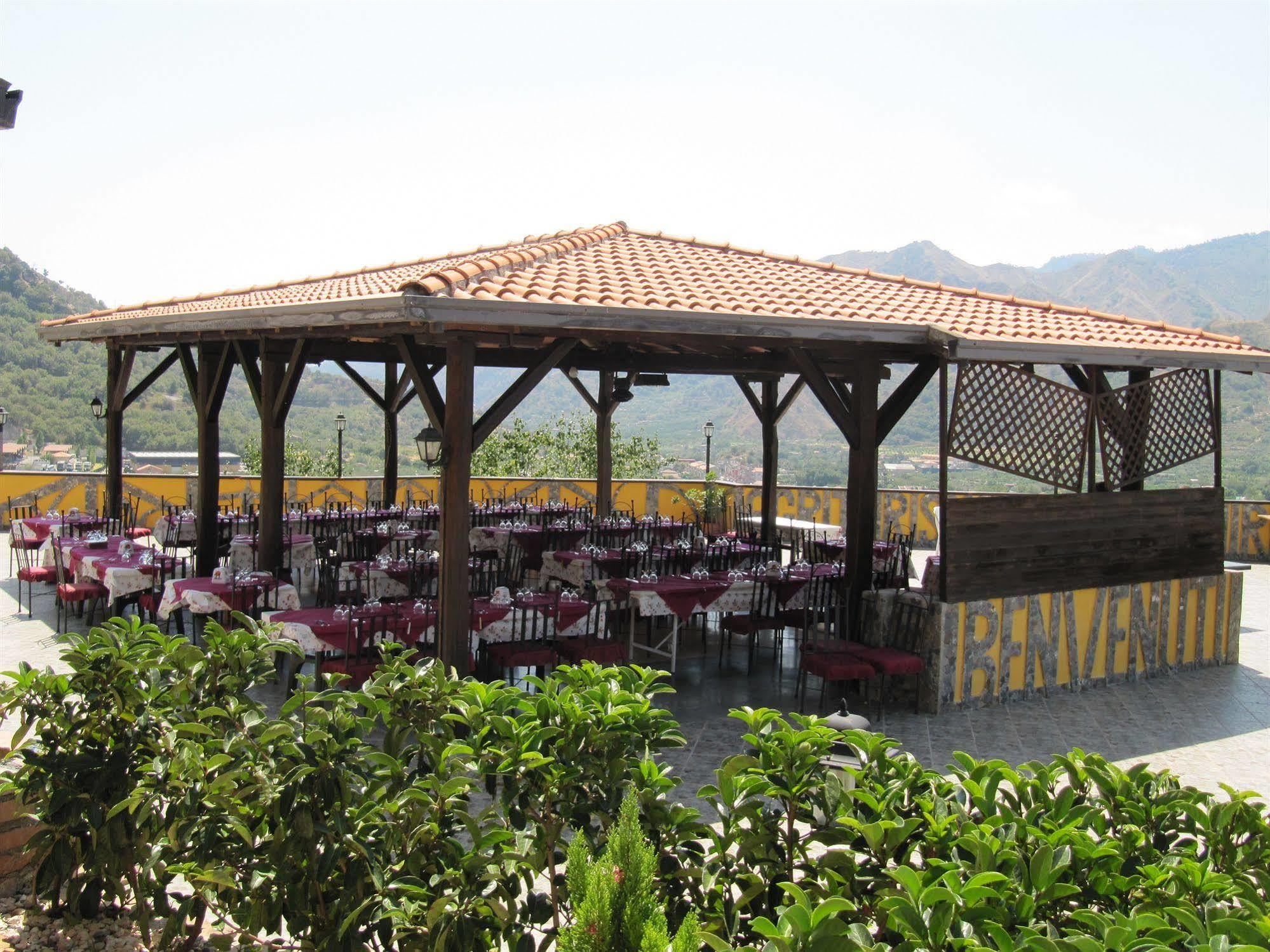 Agriturismo Ghiritina Francavilla di Sicilia Exterior foto